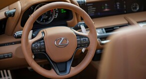 Lexus LC Convertible 2020 - local